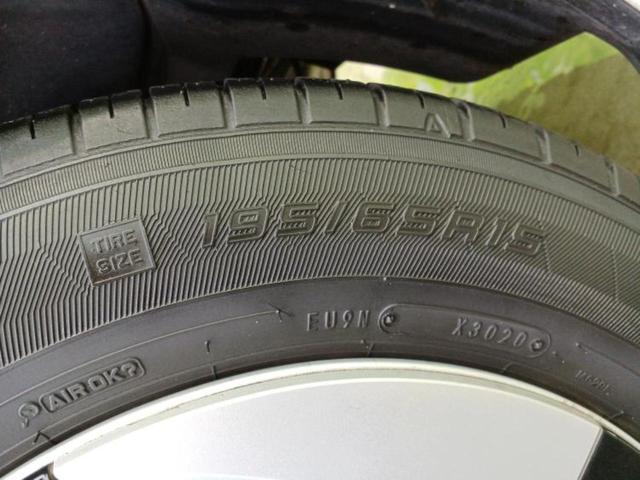 プリウス A 保証書/純正 9インチ SDナビ/衝突安全装置/車線逸脱防止支援システム/ヘッドランプ LED/Bluetooth接続/ETC/EBD付ABS/横滑り防止装置/アイドリングストップ バックカメラ(48枚目)