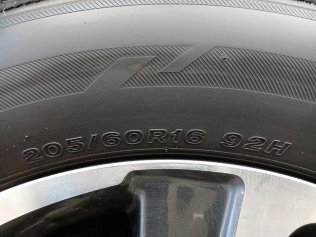 ヴォクシー ＺＳキラメキ　純正　１０インチ　ＳＤナビ／トヨタセーフティセンス／両側電動スライドドア／車線逸脱防止支援システム／シート　合皮／パーキングアシスト　バックガイド／ドライブレコーダー　社外　衝突被害軽減システム（50枚目）