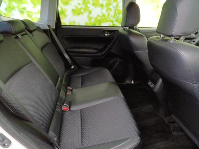 フォレスター ４ＷＤ　Ｓリミテッド　新品タイヤ／社外　ＳＤナビ／衝突安全装置／シートヒーター　前席／車線逸脱防止支援システム／シート　ハーフレザー／パーキングアシスト　バックガイド／ヘッドランプ　ＬＥＤ　衝突被害軽減システム　電動シート（5枚目）