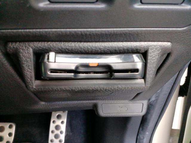 フォレスター ４ＷＤ　Ｓリミテッド　新品タイヤ／社外　ＳＤナビ／衝突安全装置／シートヒーター　前席／車線逸脱防止支援システム／シート　ハーフレザー／パーキングアシスト　バックガイド／ヘッドランプ　ＬＥＤ　衝突被害軽減システム　電動シート（17枚目）