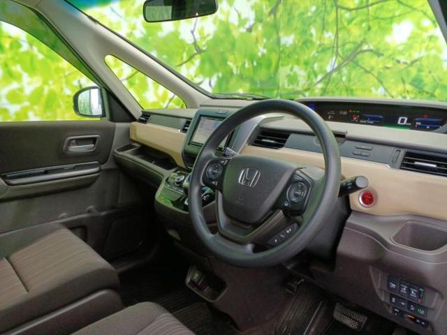 フリードハイブリッド ハイブリッドGホンダセンシング 社外 SDナビ/ホンダセンシング/両側電動スライドドア/車線逸脱防止支援システム/ヘッドランプ LED/Bluetooth接続/ETC/EBD付ABS/横滑り防止装置/アイドリングストップ DVD再生(4枚目)