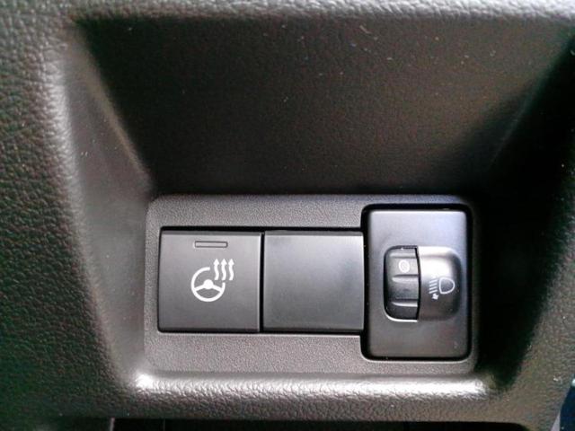 スペーシアカスタム ハイブリッドＸＳ　保証書／衝突安全装置／両側電動スライドドア／シートヒーター　前席／車線逸脱防止支援システム／シート　ハーフレザー／登録済未使用車／ヘッドランプ　ＬＥＤ／ＥＢＤ付ＡＢＳ／横滑り防止装置　レーンアシスト（16枚目）