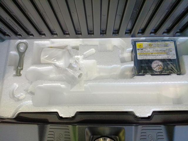 スペーシアカスタム ハイブリッドＸＳ　保証書／衝突安全装置／両側電動スライドドア／シートヒーター　前席／車線逸脱防止支援システム／シート　ハーフレザー／登録済未使用車／ヘッドランプ　ＬＥＤ／ＥＢＤ付ＡＢＳ／横滑り防止装置　レーンアシスト（25枚目）