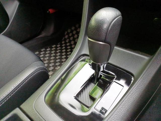 インプレッサスポーツ 4WD2.0i-Sアイサイト 新品タイヤ/社外 SDナビ/衝突安全装置/車線逸脱防止支援システム/シート ハーフレザー/ドライブレコーダー 前後/ヘッドランプ HID/Bluetooth接続/ETC/EBD付ABS バックカメラ(17枚目)