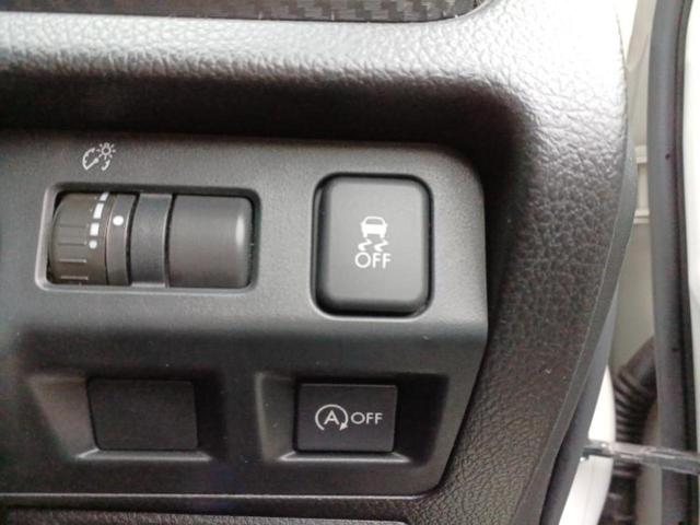 インプレッサスポーツ 4WD2.0i-Sアイサイト 新品タイヤ/社外 SDナビ/衝突安全装置/車線逸脱防止支援システム/シート ハーフレザー/ドライブレコーダー 前後/ヘッドランプ HID/Bluetooth接続/ETC/EBD付ABS バックカメラ(27枚目)