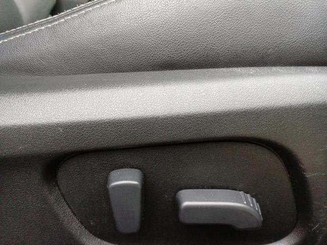 インプレッサスポーツ 4WD2.0i-Sアイサイト 新品タイヤ/社外 SDナビ/衝突安全装置/車線逸脱防止支援システム/シート ハーフレザー/ドライブレコーダー 前後/ヘッドランプ HID/Bluetooth接続/ETC/EBD付ABS バックカメラ(39枚目)