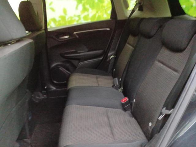 フィットハイブリッド ハイブリッド・Ｆコンフォートエディション　新品タイヤ／ディスプレイオーディオ／衝突安全装置／シートヒーター　前席／ＵＳＢジャック／Ｂｌｕｅｔｏｏｔｈ接続／ＥＴＣ／ＥＢＤ付ＡＢＳ／横滑り防止装置／アイドリングストップ／バックモニター（7枚目）