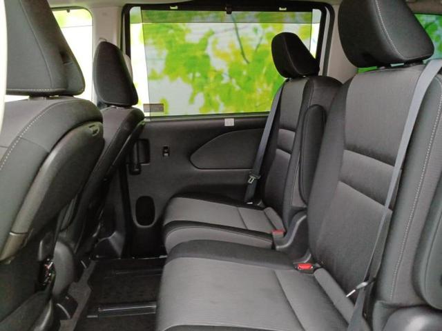 セレナ ｅパワーハイウェイスターＶ　純正　１０インチ　ＳＤナビ／フリップダウンモニター　純正　１０．２インチ／インテリジェントルームミラー／エマージェンシーブレーキ／両側電動スライドドア／シートヒーター　前席　衝突被害軽減システム（8枚目）