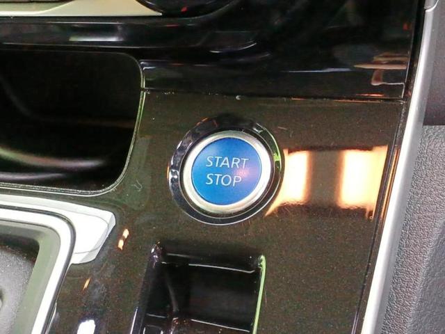 セレナ ｅパワーハイウェイスターＶ　純正　１０インチ　ＳＤナビ／フリップダウンモニター　純正　１０．２インチ／インテリジェントルームミラー／エマージェンシーブレーキ／両側電動スライドドア／シートヒーター　前席　衝突被害軽減システム（31枚目）