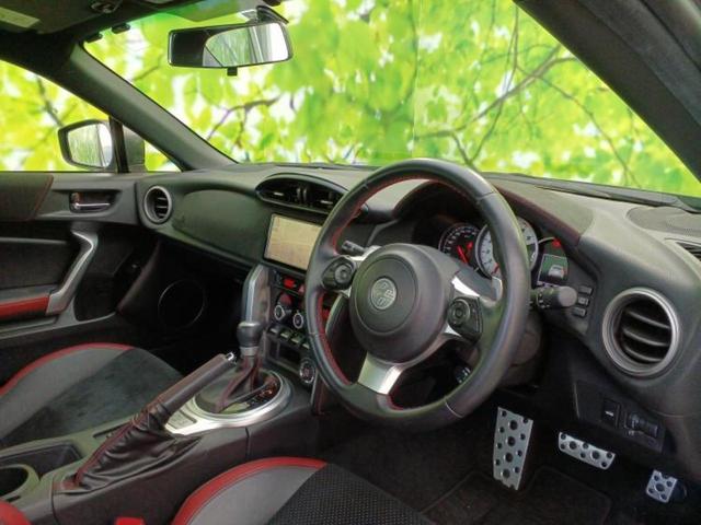 86 GTリミテッド ブラックパッケージ 新品タイヤ/純正 SDナビ/シートヒーター 前席/シート ハーフレザー/ヘッドランプ LED/Bluetooth接続/ETC/EBD付ABS/横滑り防止装置/クルーズコントロール/バックモニター(4枚目)
