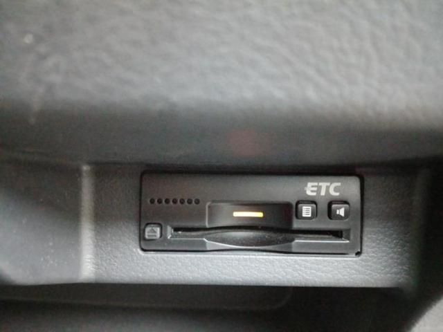 ワゴンＲスティングレー Ｔ　純正　ＳＤナビ／衝突安全装置／シートヒーター　運転席／ヘッドランプ　ＨＩＤ／ＥＴＣ／ＥＢＤ付ＡＢＳ／横滑り防止装置／アイドリングストップ／クルーズコントロール／ワンセグＴＶ／ＭＴモード付き（17枚目）