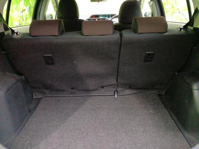 アクア Ｇ　保証書／社外　ＳＤナビ／ＥＴＣ／ＥＢＤ付ＡＢＳ／横滑り防止装置／アイドリングストップ／ワンセグＴＶ／エアバッグ　運転席／エアバッグ　助手席／アルミホイール　社外　１５インチ／パワーウインドウ（8枚目）