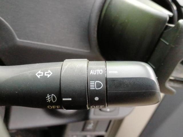 アクア Ｇ　保証書／社外　ＳＤナビ／ＥＴＣ／ＥＢＤ付ＡＢＳ／横滑り防止装置／アイドリングストップ／ワンセグＴＶ／エアバッグ　運転席／エアバッグ　助手席／アルミホイール　社外　１５インチ／パワーウインドウ（14枚目）