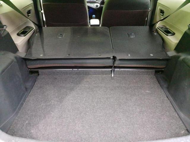 アクア Ｇ　保証書／社外　ＳＤナビ／ＥＴＣ／ＥＢＤ付ＡＢＳ／横滑り防止装置／アイドリングストップ／ワンセグＴＶ／エアバッグ　運転席／エアバッグ　助手席／アルミホイール　社外　１５インチ／パワーウインドウ（19枚目）