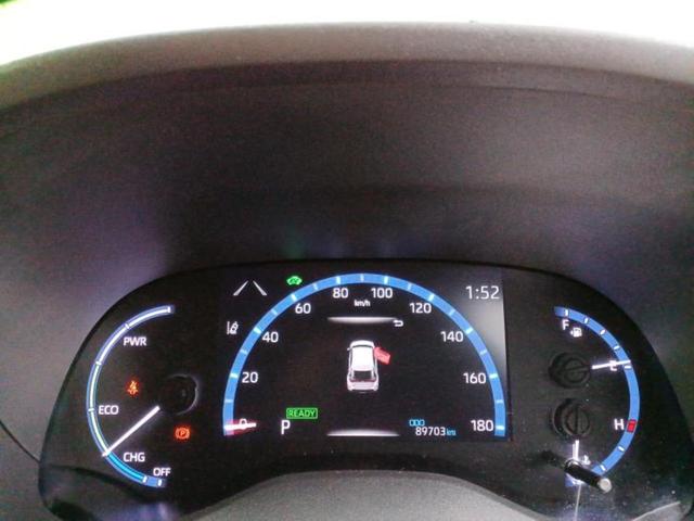 ヤリスクロス ハイブリッドＺ　ディスプレイオーディオ＋ナビ／衝突安全装置／シートヒーター／パノラミックビューモニター／車線逸脱防止支援システム／シート　フルレザー／ヘッドランプ　ＬＥＤ／ＵＳＢジャック　革シート　全周囲カメラ（12枚目）