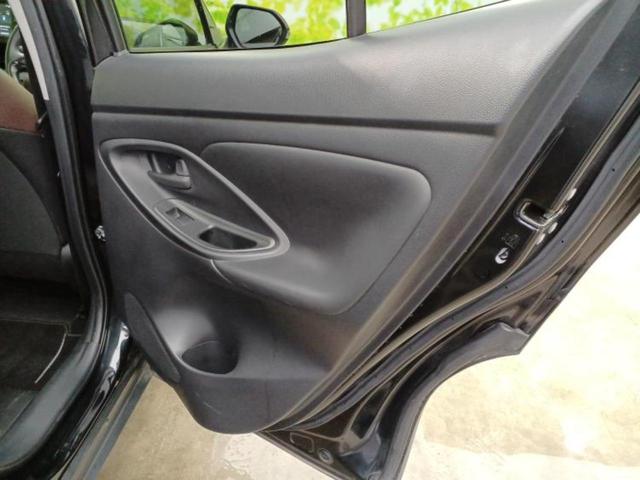 ヤリスクロス ハイブリッドＺ　ディスプレイオーディオ＋ナビ／衝突安全装置／シートヒーター／パノラミックビューモニター／車線逸脱防止支援システム／シート　フルレザー／ヘッドランプ　ＬＥＤ／ＵＳＢジャック　革シート　全周囲カメラ（21枚目）