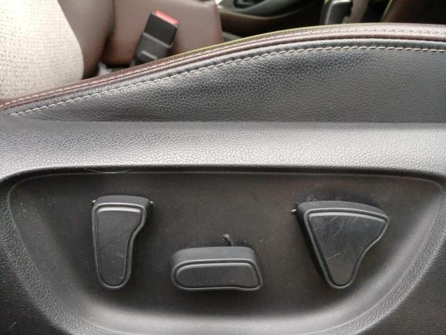 ヤリスクロス ハイブリッドＺ　ディスプレイオーディオ＋ナビ／衝突安全装置／シートヒーター／パノラミックビューモニター／車線逸脱防止支援システム／シート　フルレザー／ヘッドランプ　ＬＥＤ／ＵＳＢジャック　革シート　全周囲カメラ（38枚目）