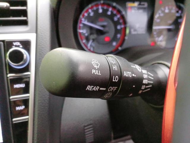 レヴォーグ ４ＷＤ１．６ＳＴＩスポーツアイサイト　保証書／純正　８インチ　ＳＤナビ／デジタルインナーミラー／衝突安全装置／シートヒーター　前席／車線逸脱防止支援システム／シート　フルレザー／ドライブレコーダー　前後／ヘッドランプ　ＬＥＤ／ＥＴＣ（16枚目）