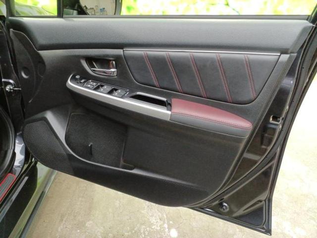 レヴォーグ ４ＷＤ１．６ＳＴＩスポーツアイサイト　保証書／純正　８インチ　ＳＤナビ／デジタルインナーミラー／衝突安全装置／シートヒーター　前席／車線逸脱防止支援システム／シート　フルレザー／ドライブレコーダー　前後／ヘッドランプ　ＬＥＤ／ＥＴＣ（19枚目）