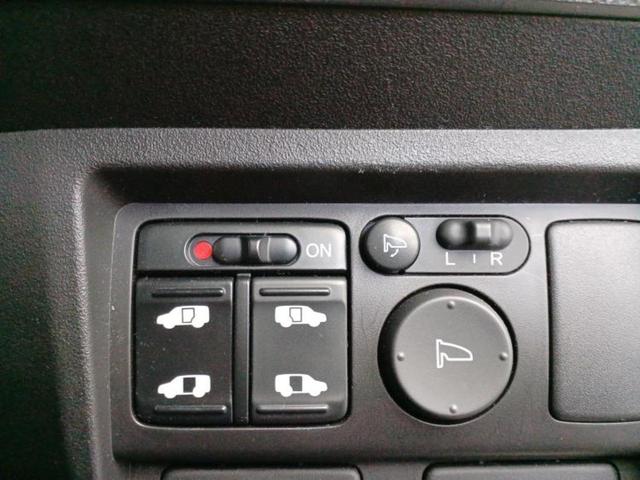 フリード Ｇエアロ　新品タイヤ／純正　ＳＤナビ／フリップダウンモニター／両側電動スライドドア／ドライブレコーダー　前後／ヘッドランプ　ＨＩＤ／ＥＴＣ／ＥＢＤ付ＡＢＳ／バックモニター／ワンセグＴＶ／ＤＶＤ　バックカメラ（25枚目）