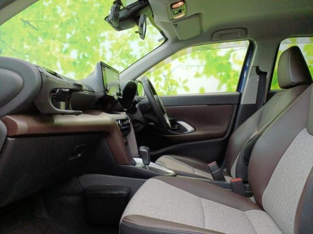 ヤリスクロス ハイブリッドＺ　保証書／ディスプレイオーディオ＋ナビ８インチ／衝突安全装置／シートヒーター　前席／パノラミックビューモニター／車線逸脱防止支援システム／シート　ハーフレザー／ドライブレコーダー　前後　全周囲カメラ（6枚目）