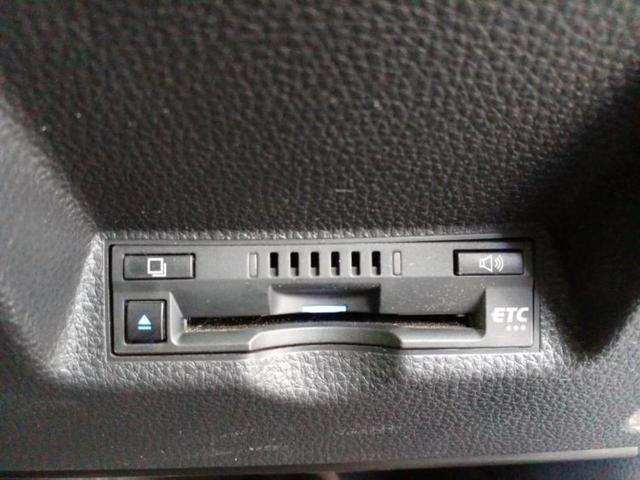 ヤリスクロス ハイブリッドＺ　保証書／ディスプレイオーディオ＋ナビ８インチ／衝突安全装置／シートヒーター　前席／パノラミックビューモニター／車線逸脱防止支援システム／シート　ハーフレザー／ドライブレコーダー　前後　全周囲カメラ（17枚目）