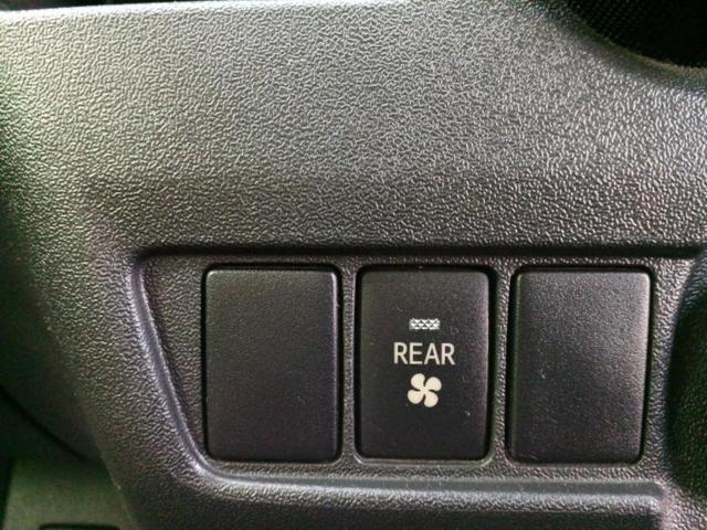 ハイエースバン ４ＷＤロングＤＸ　ＧＬパッケージ　新品タイヤ／純正　ＳＤナビ／ヘッドランプ　ＬＥＤ／Ｂｌｕｅｔｏｏｔｈ接続／ＥＴＣ／ＥＢＤ付ＡＢＳ／バックモニター／フルセグＴＶ／アルミホイール　ＴＲＤ　１５インチ／パワーウインドウ　バックカメラ（25枚目）