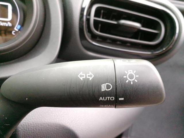 ヤリス ハイブリッドＧ　保証書／ディスプレイオーディオ＋ナビ８インチ／衝突安全装置／パノラミックビューモニター／車線逸脱防止支援システム／ヘッドランプ　ＬＥＤ／Ｂｌｕｅｔｏｏｔｈ接続／ＥＴＣ／ＥＢＤ付ＡＢＳ　全周囲カメラ（14枚目）