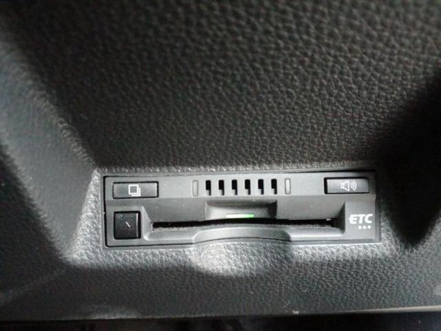 ヤリス ハイブリッドＧ　保証書／ディスプレイオーディオ＋ナビ８インチ／衝突安全装置／パノラミックビューモニター／車線逸脱防止支援システム／ヘッドランプ　ＬＥＤ／Ｂｌｕｅｔｏｏｔｈ接続／ＥＴＣ／ＥＢＤ付ＡＢＳ　全周囲カメラ（17枚目）