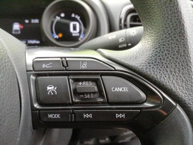 ヤリス ハイブリッドＧ　保証書／ディスプレイオーディオ＋ナビ８インチ／衝突安全装置／パノラミックビューモニター／車線逸脱防止支援システム／ヘッドランプ　ＬＥＤ／Ｂｌｕｅｔｏｏｔｈ接続／ＥＴＣ／ＥＢＤ付ＡＢＳ　全周囲カメラ（24枚目）