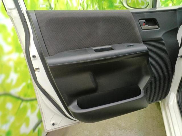 フリード Gジャストセレクション 純正 SDナビ/両側電動スライドドア/ヘッドランプ HID/ETC/EBD付ABS/横滑り防止装置/ワンセグTV/パワーウインドウ/エンジンスタートボタン/キーレスエントリー/オートエアコン(24枚目)