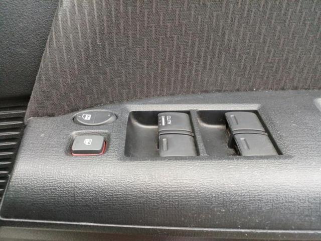 フリード Gジャストセレクション 純正 SDナビ/両側電動スライドドア/ヘッドランプ HID/ETC/EBD付ABS/横滑り防止装置/ワンセグTV/パワーウインドウ/エンジンスタートボタン/キーレスエントリー/オートエアコン(30枚目)