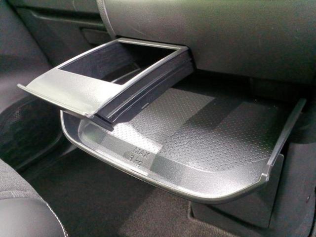 デリカミニ Ｇ　保証書／イーアシスト（ミツビシ）／電動スライドドア／シートヒーター　前席／車線逸脱防止支援システム／シート　ハーフレザー／ヘッドランプ　ＬＥＤ／ＥＢＤ付ＡＢＳ／アイドリングストップ／ルーフレール（29枚目）