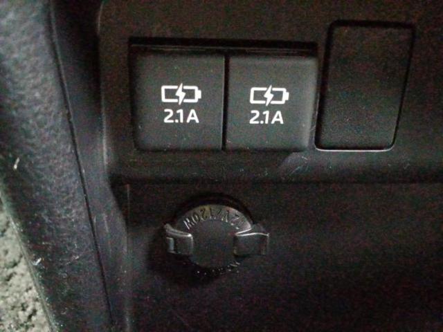 ノア Ｓｉダブルバイビー２　保証書／純正　１０インチ　ＳＤナビ／フリップダウンモニター／衝突安全装置／両側電動スライドドア／車線逸脱防止支援システム／シート　ハーフレザー／ドライブレコーダー　純正／ＵＳＢジャック　バックカメラ（38枚目）