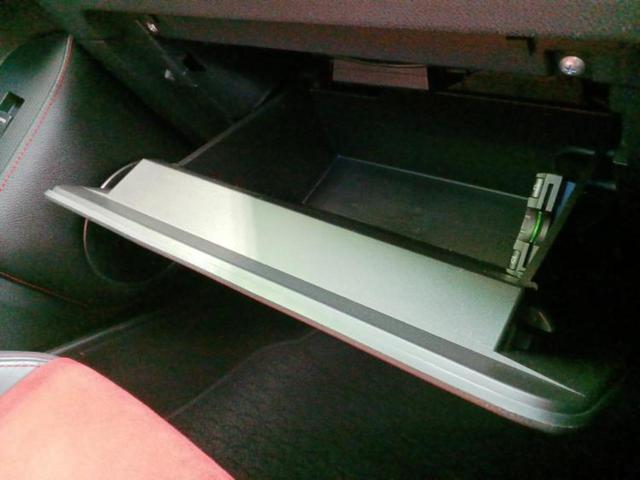 ８６ ＧＴリミテッド　新品タイヤ／純正　ＳＤナビ／シートヒーター　前席／シート　ハーフレザー／ドライブレコーダー　前後／ヘッドランプ　ＬＥＤ／ＵＳＢジャック／Ｂｌｕｅｔｏｏｔｈ接続／ＥＴＣ／ＥＢＤ付ＡＢＳ　バックカメラ（27枚目）