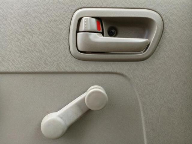 エブリイ ＰＡ　新品タイヤ／社外　ＳＤナビ／ＥＢＤ付ＡＢＳ／ワンセグＴＶ／パワーステアリング／マニュアルエアコン／デュアルエアバッグ（31枚目）