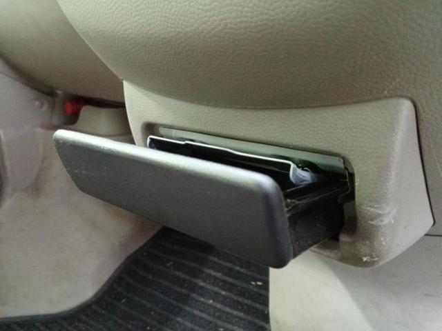 エブリイ ＰＡ　新品タイヤ／社外　ＳＤナビ／ＥＢＤ付ＡＢＳ／ワンセグＴＶ／パワーステアリング／マニュアルエアコン／デュアルエアバッグ（36枚目）