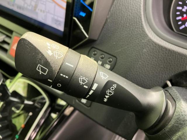 ヴォクシー ＺＳ　保証書／純正　１０インチ　ＳＤナビ／両側電動スライドドア／ヘッドランプ　ＬＥＤ／Ｂｌｕｅｔｏｏｔｈ接続／ＥＴＣ／ＥＢＤ付ＡＢＳ／横滑り防止装置／アイドリングストップ／クルーズコントロール　ＤＶＤ再生（16枚目）