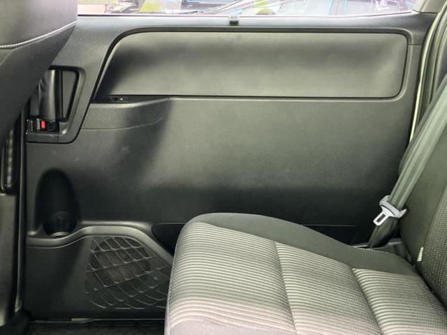 ヴォクシー ＺＳ　保証書／純正　１０インチ　ＳＤナビ／両側電動スライドドア／ヘッドランプ　ＬＥＤ／Ｂｌｕｅｔｏｏｔｈ接続／ＥＴＣ／ＥＢＤ付ＡＢＳ／横滑り防止装置／アイドリングストップ／クルーズコントロール　ＤＶＤ再生（23枚目）