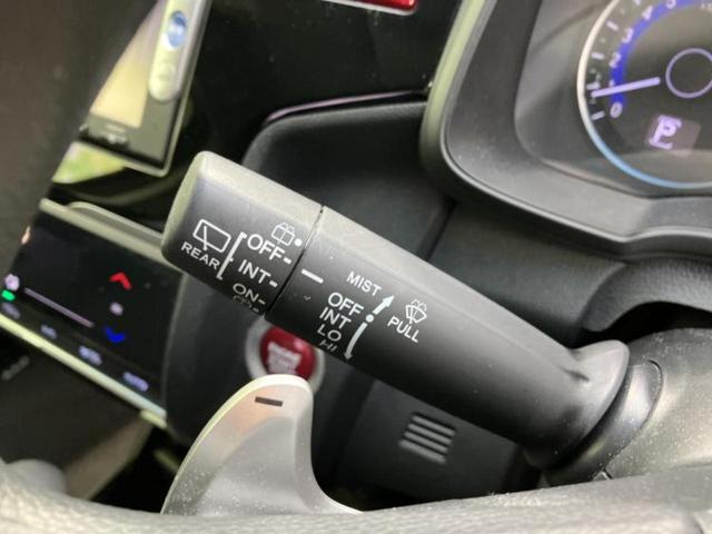 フィット 13G・Sパッケージ 純正 SDナビ/ヘッドランプ HID/ETC/EBD付ABS/横滑り防止装置/アイドリングストップ/ワンセグTV/エアバッグ 運転席/エアバッグ 助手席/MTモード付き HIDヘッドライト(16枚目)