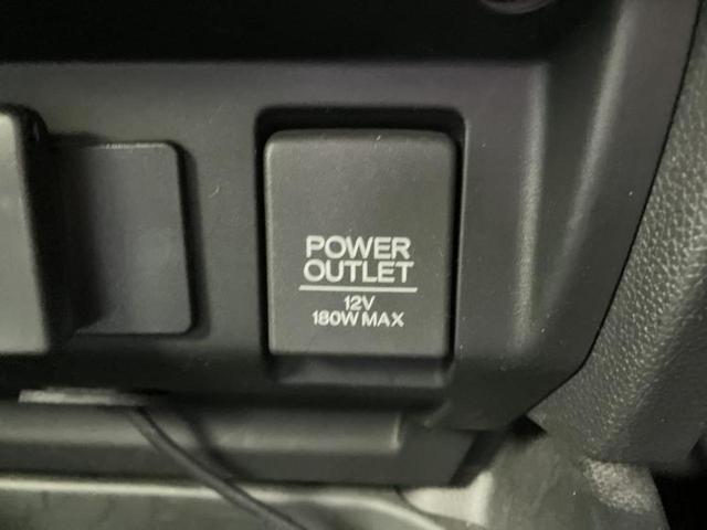 フィット 13G・Sパッケージ 純正 SDナビ/ヘッドランプ HID/ETC/EBD付ABS/横滑り防止装置/アイドリングストップ/ワンセグTV/エアバッグ 運転席/エアバッグ 助手席/MTモード付き HIDヘッドライト(33枚目)