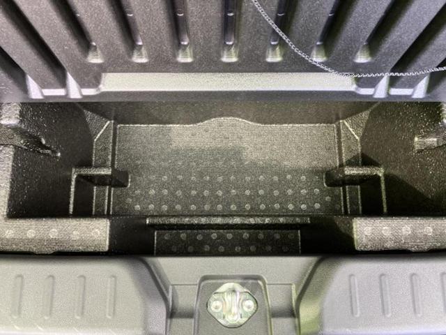 �u���̎Ԃ̎ʐ^�������ƌ������v�u��Ԃ��C�ɂȂ�v�u���̑����͂��Ă���H�v�ǂ�ȏ����ȋ^��ł����C�y�ɂ��₢���킹���������I