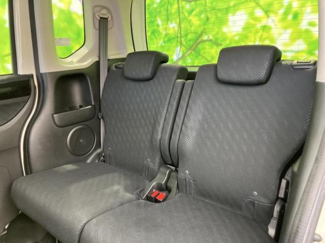 Ｎ－ＢＯＸカスタム Ｇ・ターボパッケージ　新品タイヤ／純正　ＳＤナビ／両側電動スライドドア／ヘッドランプ　ＨＩＤ／Ｂｌｕｅｔｏｏｔｈ接続／ＥＴＣ／ＥＢＤ付ＡＢＳ／横滑り防止装置／アイドリングストップ／バックモニター／フルセグＴＶ／ＤＶＤ（7枚目）