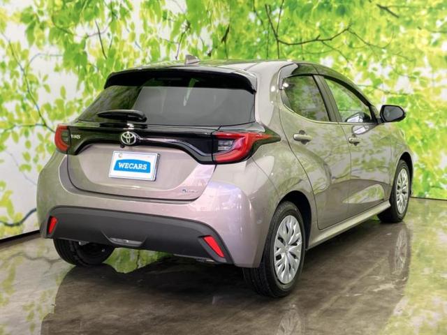 ヤリス ハイブリッドＺ　保証書／ディスプレイオーディオ＋ナビ８インチ／シートヒーター／車線逸脱防止支援システム／シート　ハーフレザー／ヘッドランプ　ＬＥＤ／ＥＴＣ／ＥＢＤ付ＡＢＳ／横滑り防止装置　バックカメラ　ワンオーナー（3枚目）