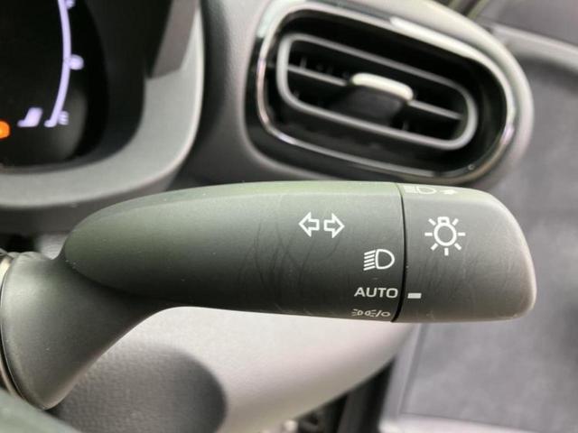 ヤリス ハイブリッドＺ　保証書／ディスプレイオーディオ＋ナビ８インチ／シートヒーター／車線逸脱防止支援システム／シート　ハーフレザー／ヘッドランプ　ＬＥＤ／ＥＴＣ／ＥＢＤ付ＡＢＳ／横滑り防止装置　バックカメラ　ワンオーナー（15枚目）