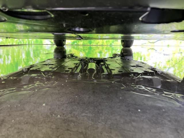 ヤリス ハイブリッドＺ　保証書／ディスプレイオーディオ＋ナビ８インチ／シートヒーター／車線逸脱防止支援システム／シート　ハーフレザー／ヘッドランプ　ＬＥＤ／ＥＴＣ／ＥＢＤ付ＡＢＳ／横滑り防止装置　バックカメラ　ワンオーナー（45枚目）