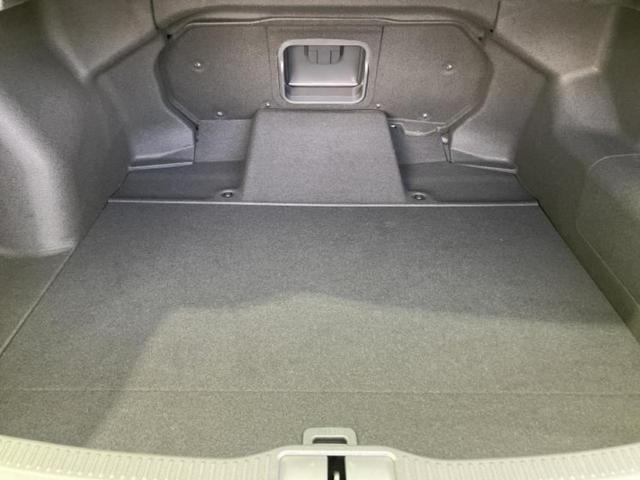 クラウンクロスオーバー ４ＷＤ　Ｇアドバンスド　保証書／ディスプレイオーディオ＋ナビ１２．３インチ／デジタルインナーミラー／衝突安全装置／全方位モニター／車線逸脱防止支援システム／シート　ハーフレザー／電動バックドア　衝突被害軽減システム　４ＷＤ（8枚目）