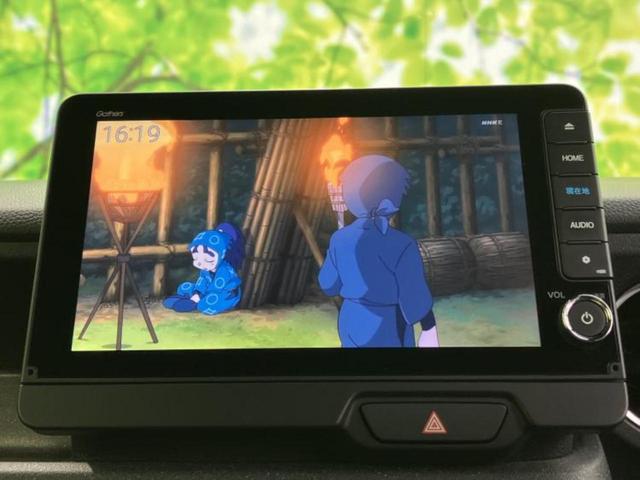 Ｎ－ＢＯＸカスタム ヒョウジュン　純正　９インチ　ナビ／ホンダセンシング／電動スライドドア／シートヒーター／車線逸脱防止支援システム／ドライブレコーダー　前後／ヘッドランプ　ＬＥＤ／ＵＳＢジャック／Ｂｌｕｅｔｏｏｔｈ接続／ＥＴＣ（12枚目）