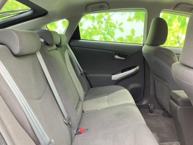 プリウス Ｓツーリングセレクション　新品タイヤ／保証書／純正　ＳＤナビ／ＥＴＣ／ＥＢＤ付ＡＢＳ／横滑り防止装置／アイドリングストップ／ワンセグＴＶ／エアバッグ　運転席／エアバッグ　助手席／エアバッグ　サイド　盗難防止装置（5枚目）