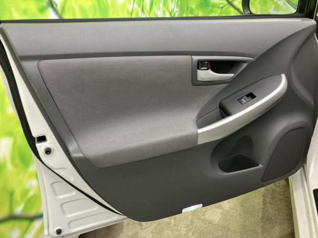 プリウス Ｓツーリングセレクション　新品タイヤ／保証書／純正　ＳＤナビ／ＥＴＣ／ＥＢＤ付ＡＢＳ／横滑り防止装置／アイドリングストップ／ワンセグＴＶ／エアバッグ　運転席／エアバッグ　助手席／エアバッグ　サイド　盗難防止装置（21枚目）